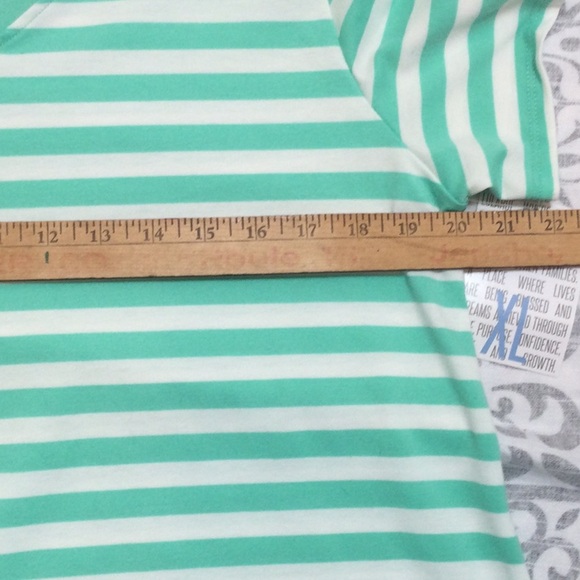 New! LuLaRoe women’s tee shirt size XL. Teal stripe. - Picture 2 of 7